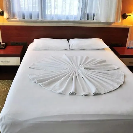 Отель Yelkenkaya 4*