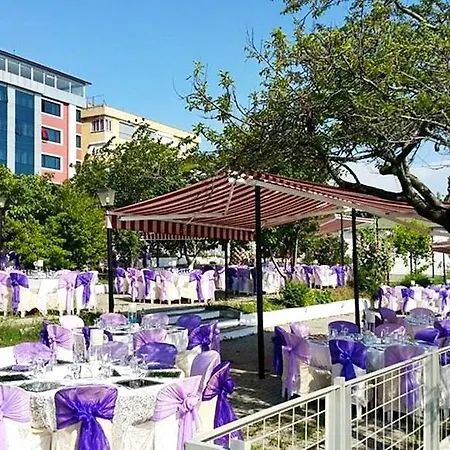 Yelkenkaya Γκέμπτζε