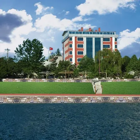 Ξενοδοχείο Yelkenkaya 4*